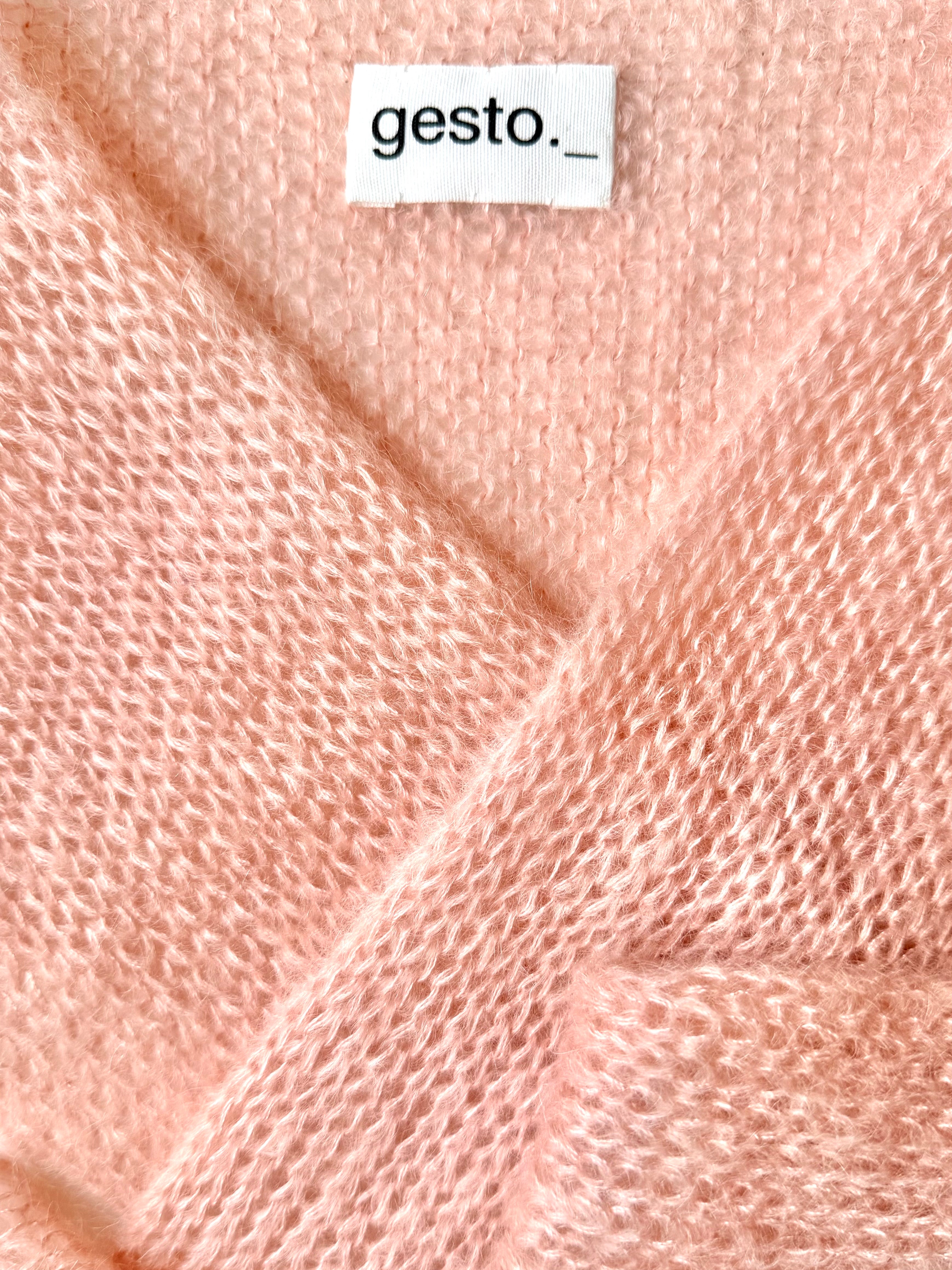 pañoleta de mohair y seda con tintes naturales _ sándalo