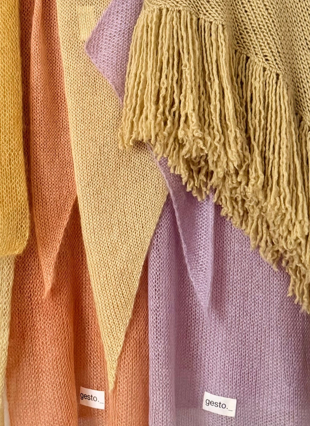 bufanda de lana y seda con tintes naturales _ palo