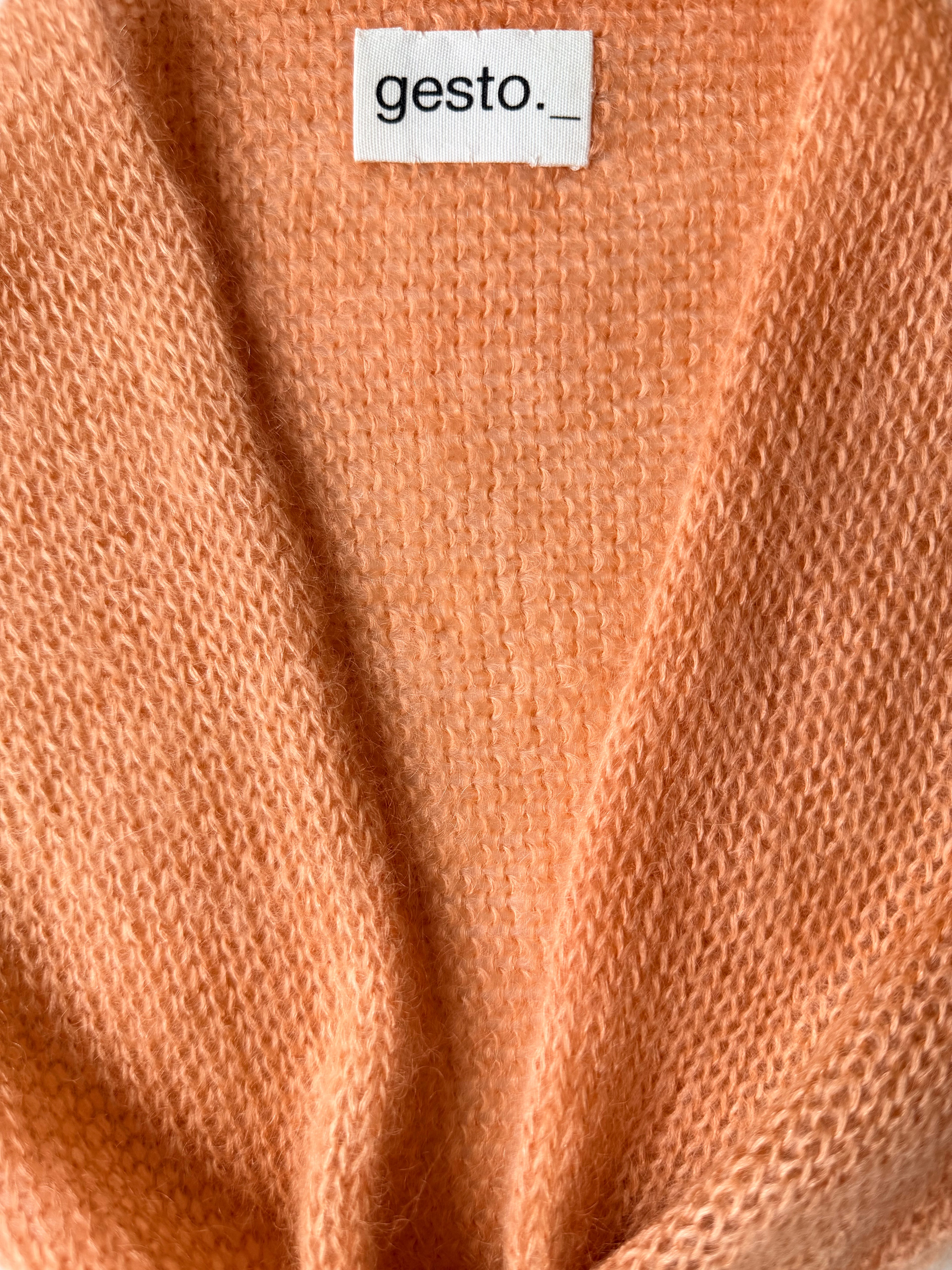 pañoleta de mohair y seda con tintes naturales _ rubia