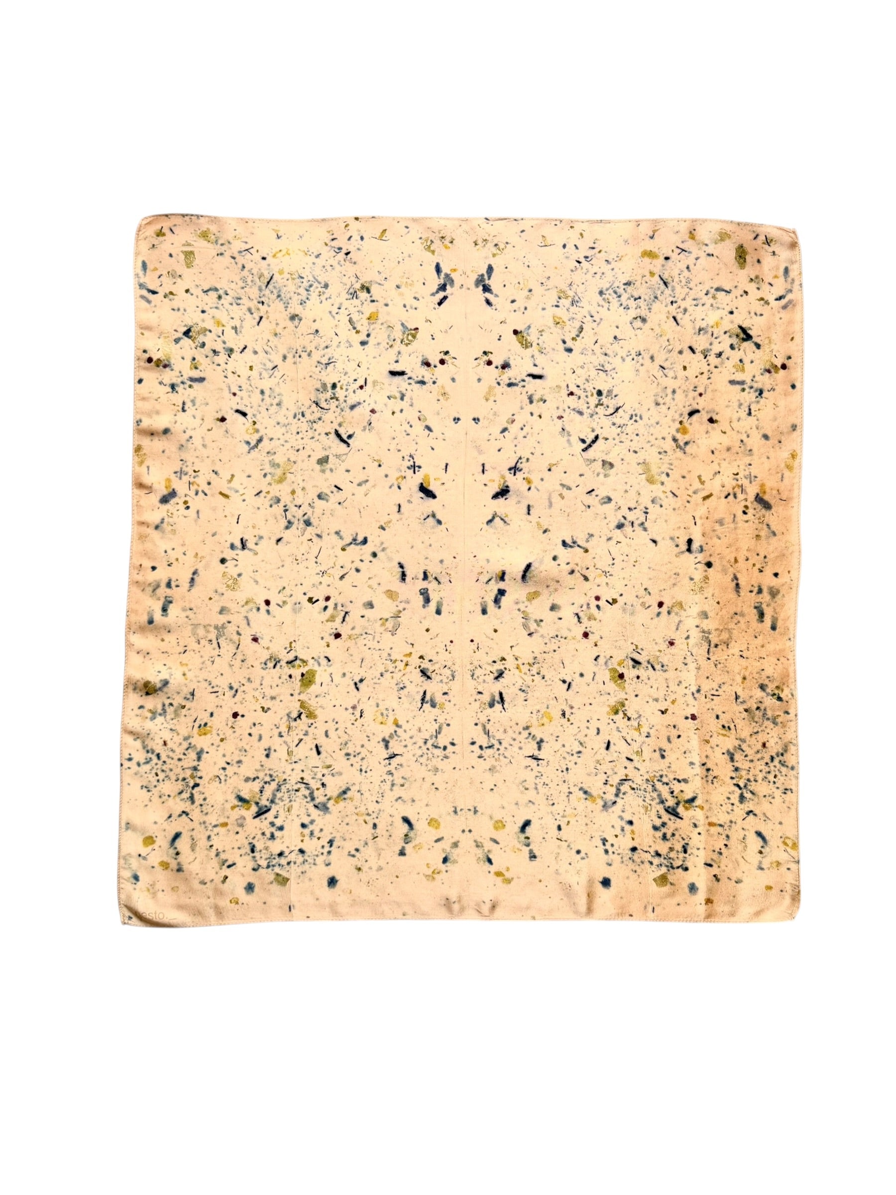 vitamina #4 _ pañuelo de seda con estampación botánica / 53x53 cm.
