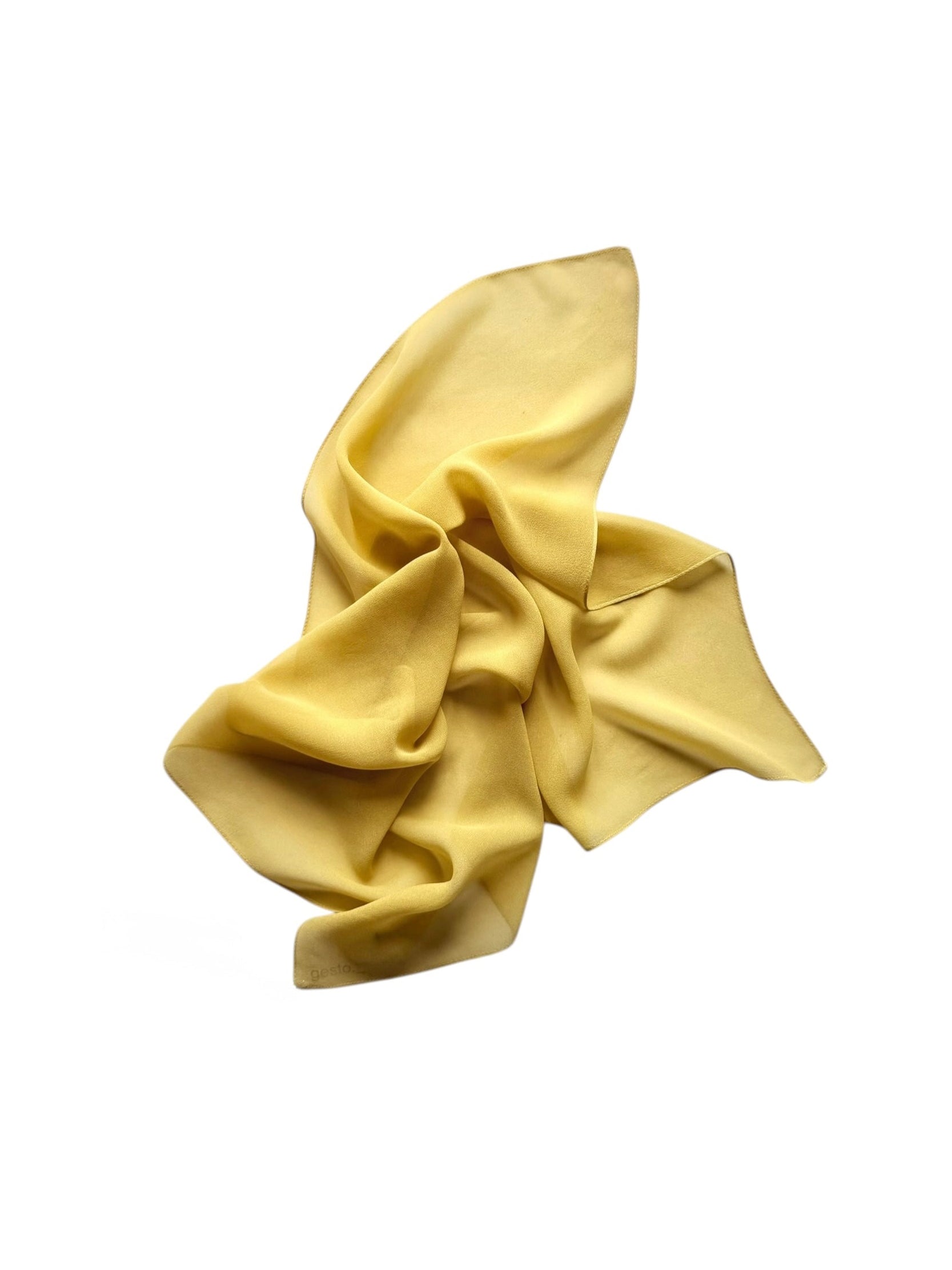 tallo #3, #4 _ pañuelo de seda con tinte natural / 50x50 cm.