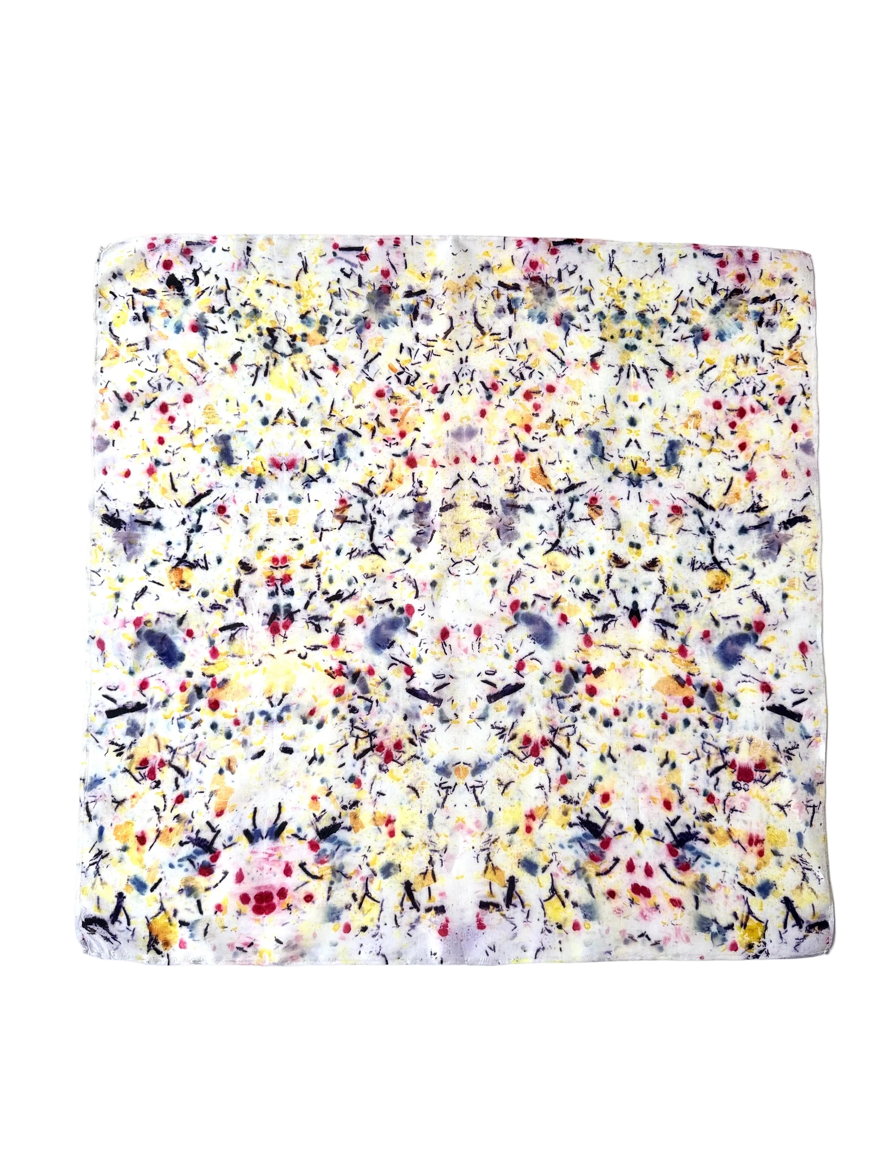 ecos #6 _ pañuelo de seda con estampación botánica / 45x45 cm.