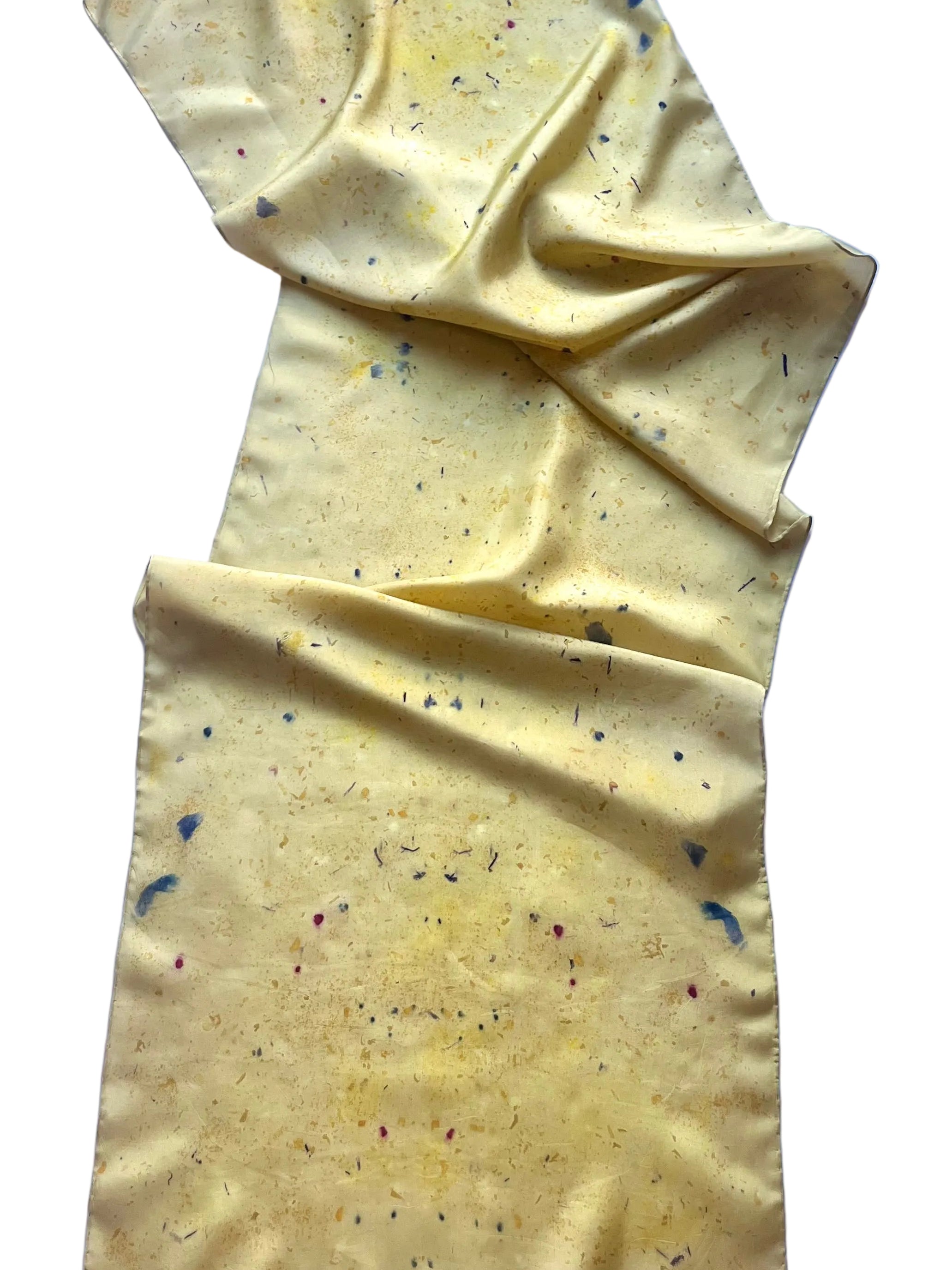 luz #2 _ pañuelo de seda con estampación botánica / 180x45 cm.