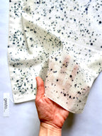 nana #5 _ pañuelo de algodón y seda con estampación botánica / 53x53 cm.
