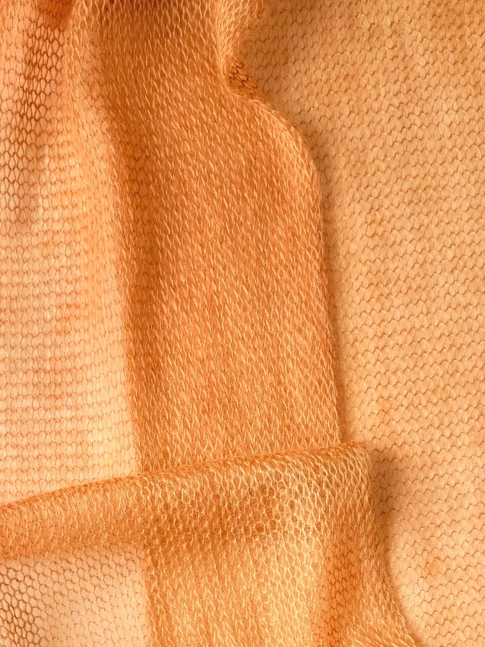 echarpe de mohair y seda con tintes naturales _ mediano _ rubia