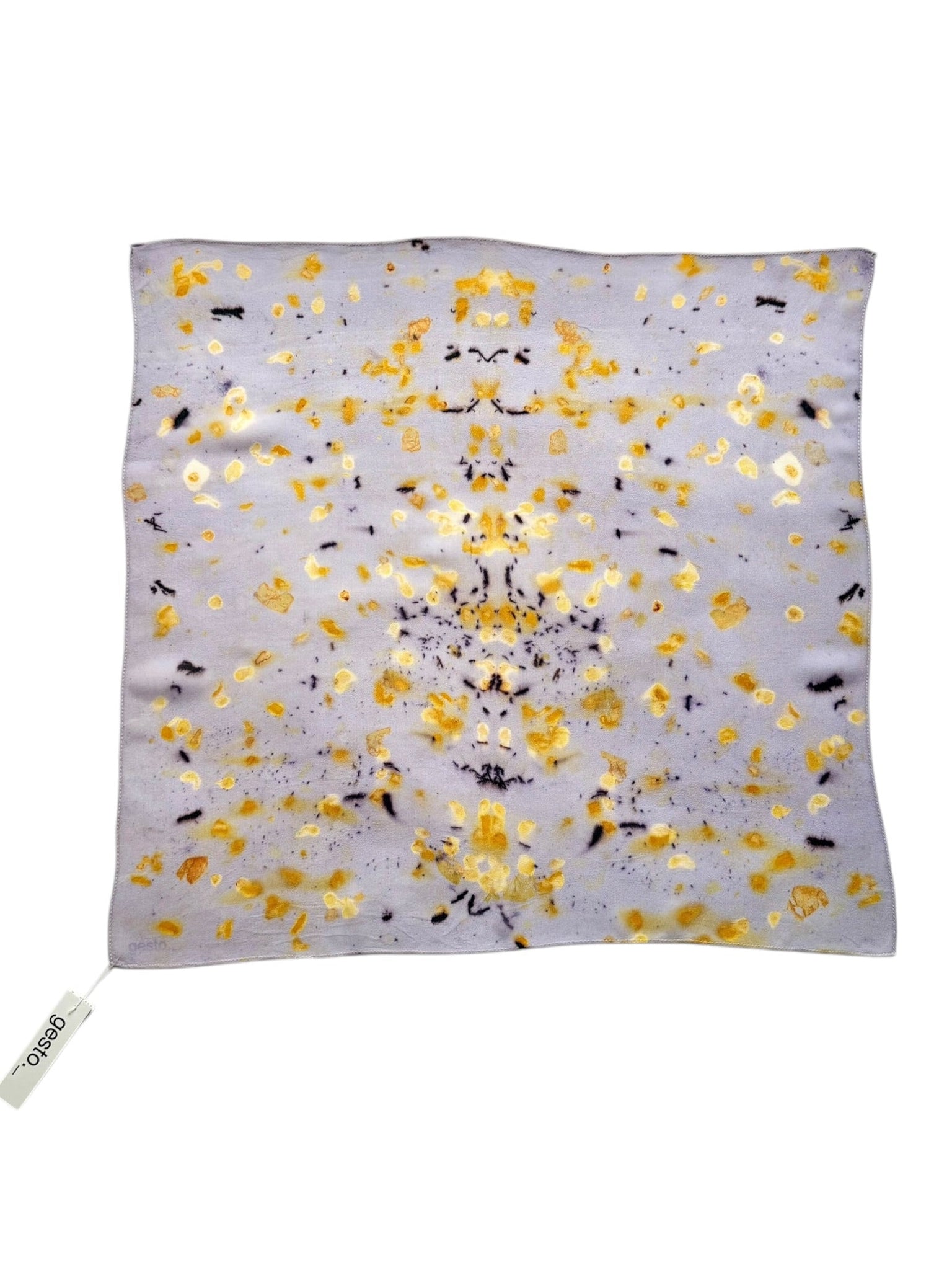 lucero #1 _ pañuelo de seda con estampación botánica / 50x50 cm.