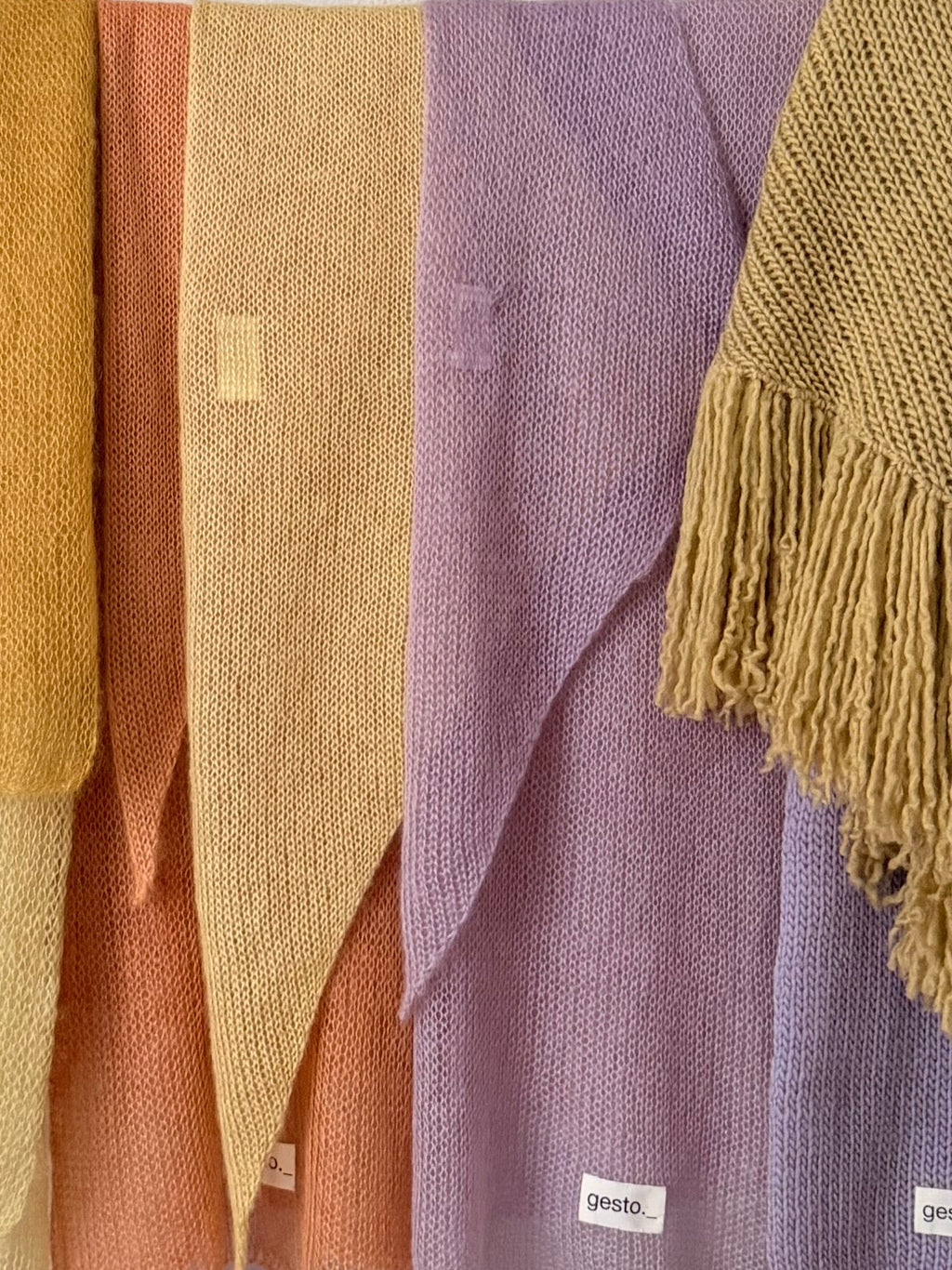 echarpe de mohair y seda con tintes naturales _ mediano _ palo