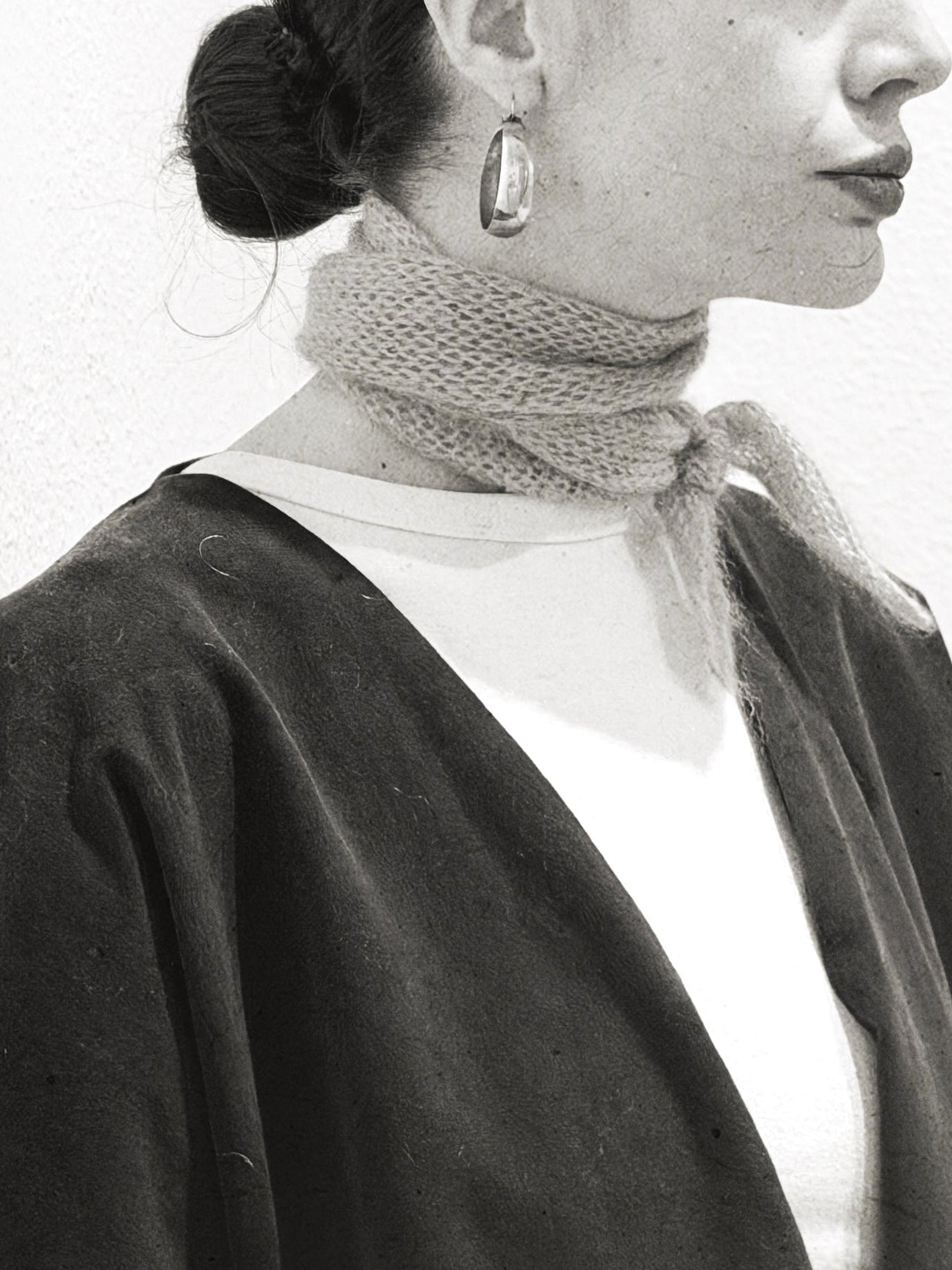 pañoleta de mohair y seda con tintes naturales _ sándalo