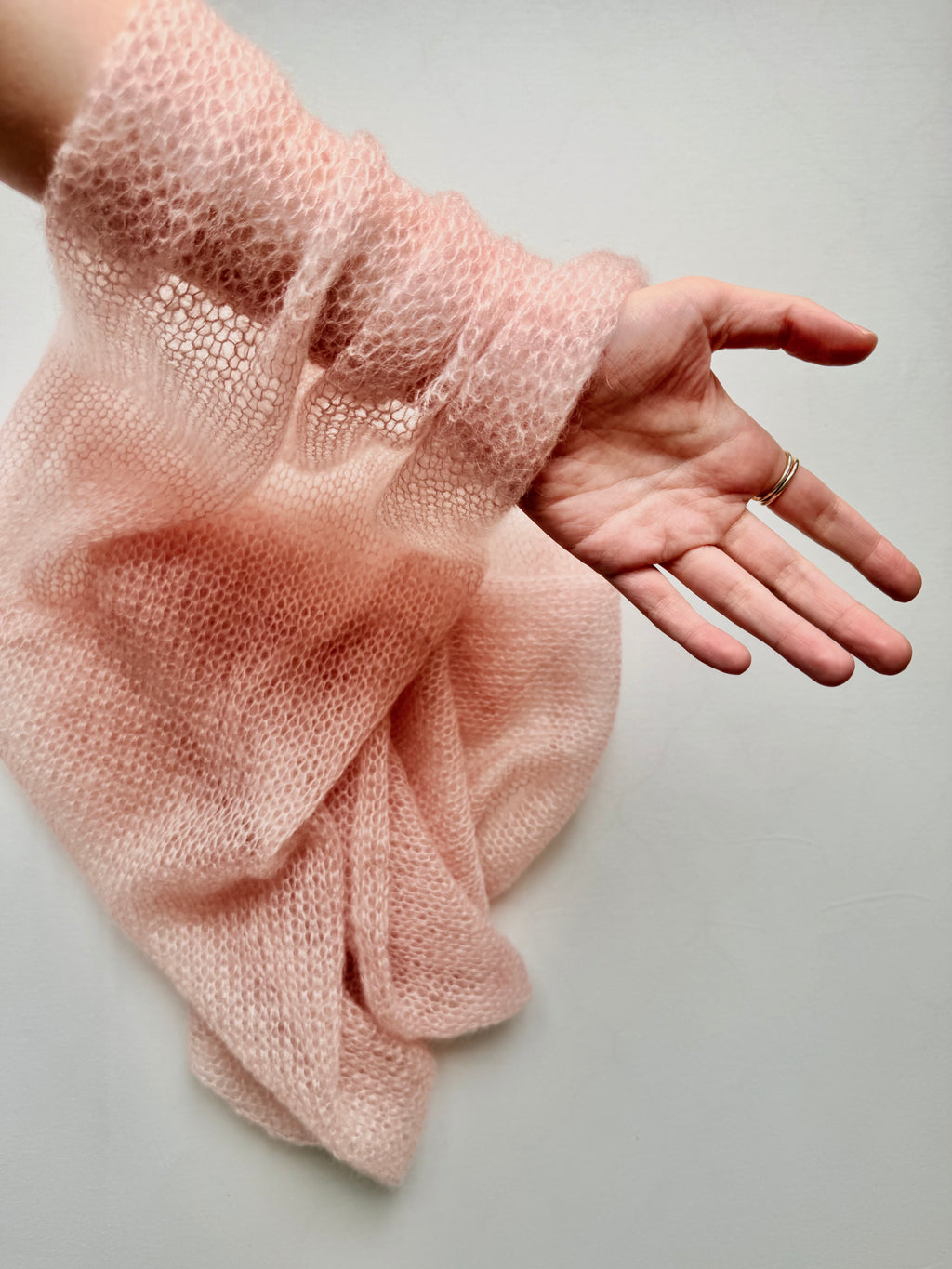 echarpe de mohair y seda con tintes naturales _ mediano _ sándalo