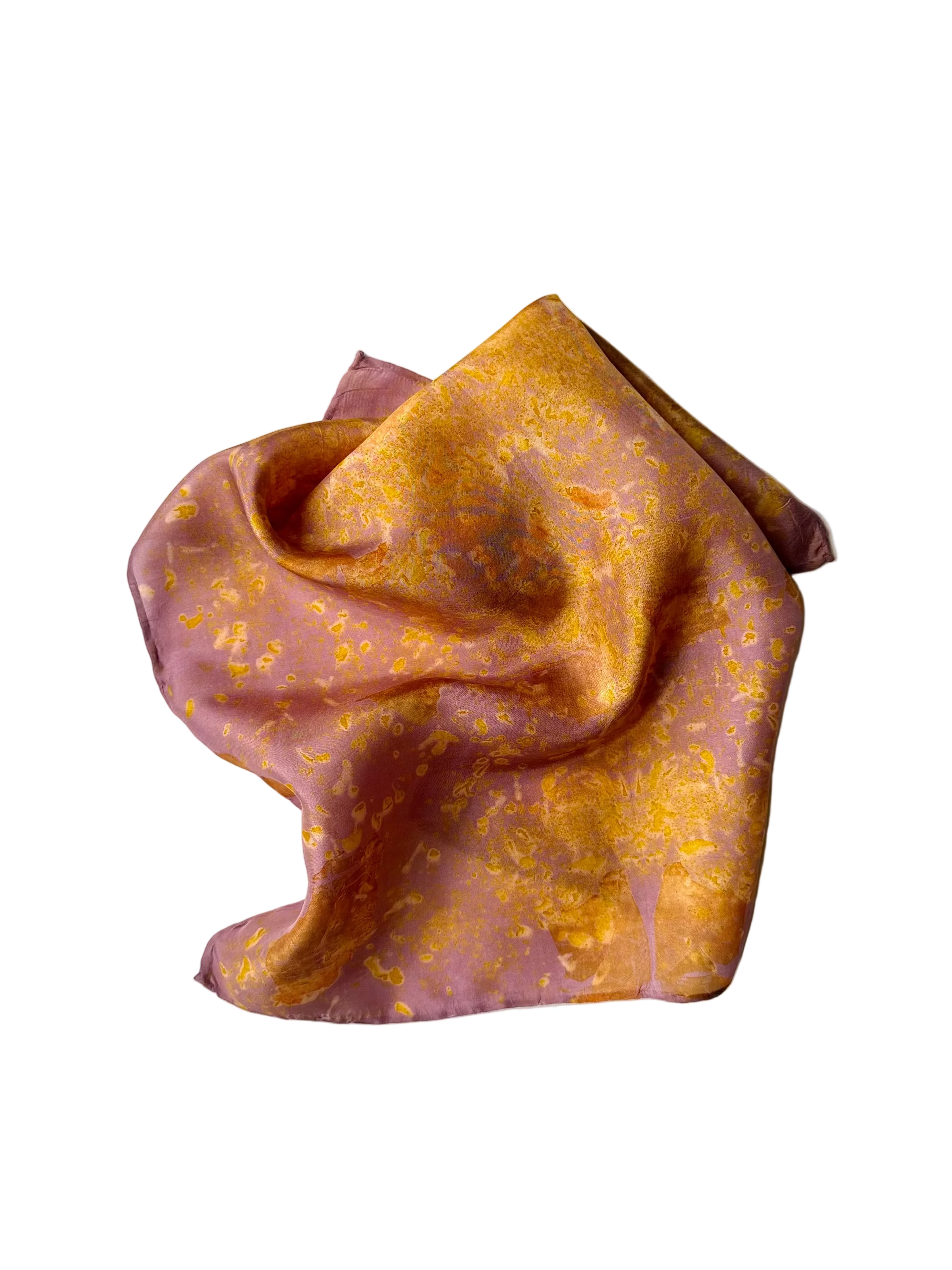 soplo #2 _ pañuelo de seda con tinte natural / 45x45 cm.