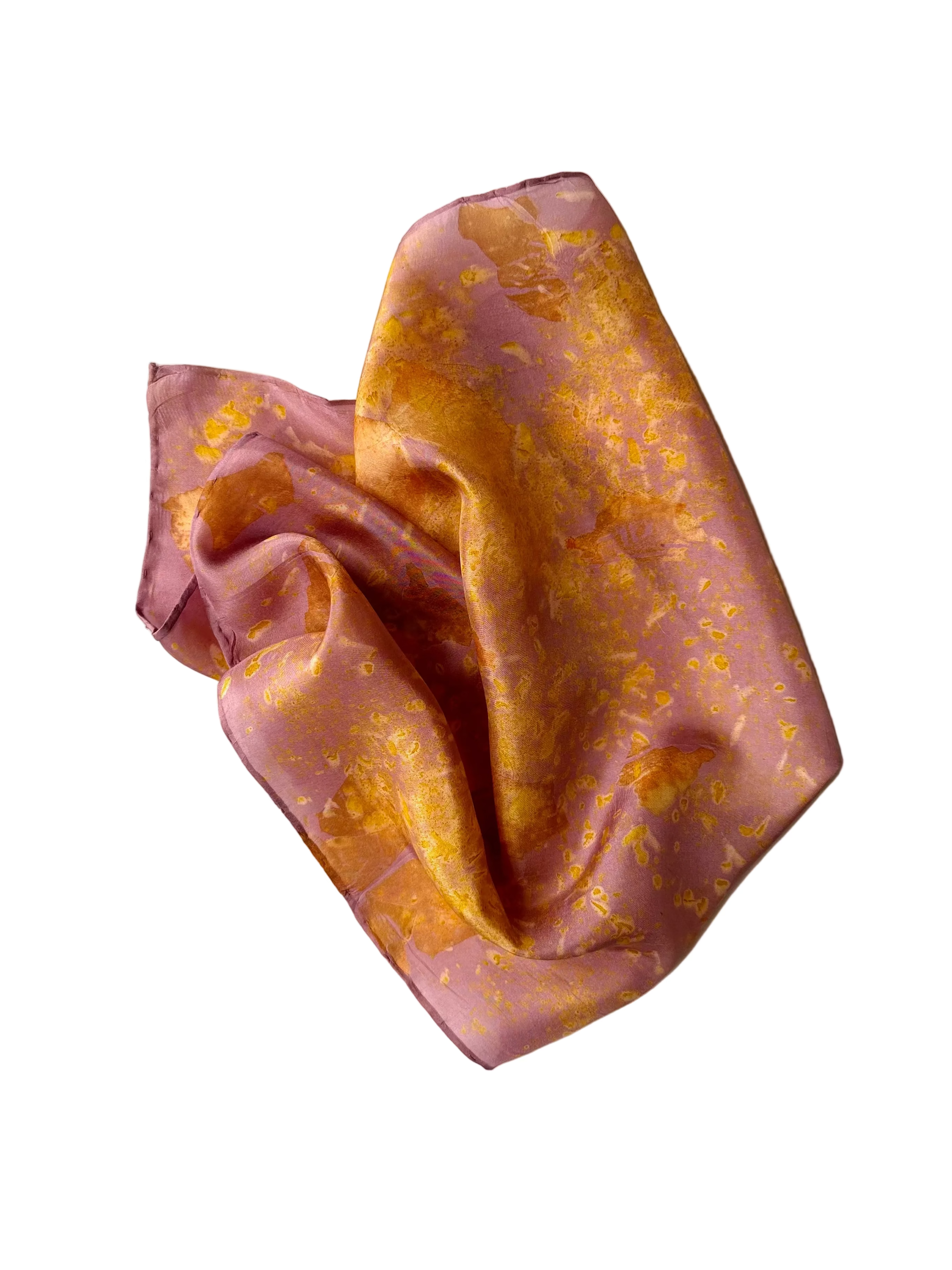 soplo #2 _ pañuelo de seda con tinte natural / 45x45 cm.