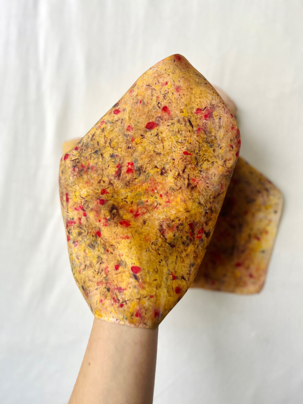 clamor #1 _ pañuelo de seda con estampación botánica / 45x45 cm.