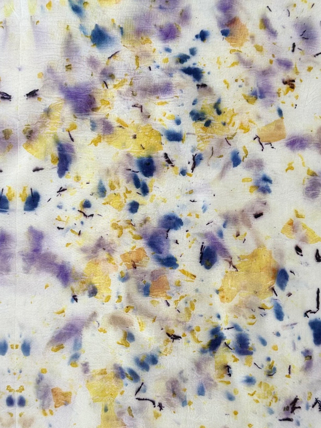 aleteo #2 _ pañuelo de seda con estampación botánica / 45x45 cm.