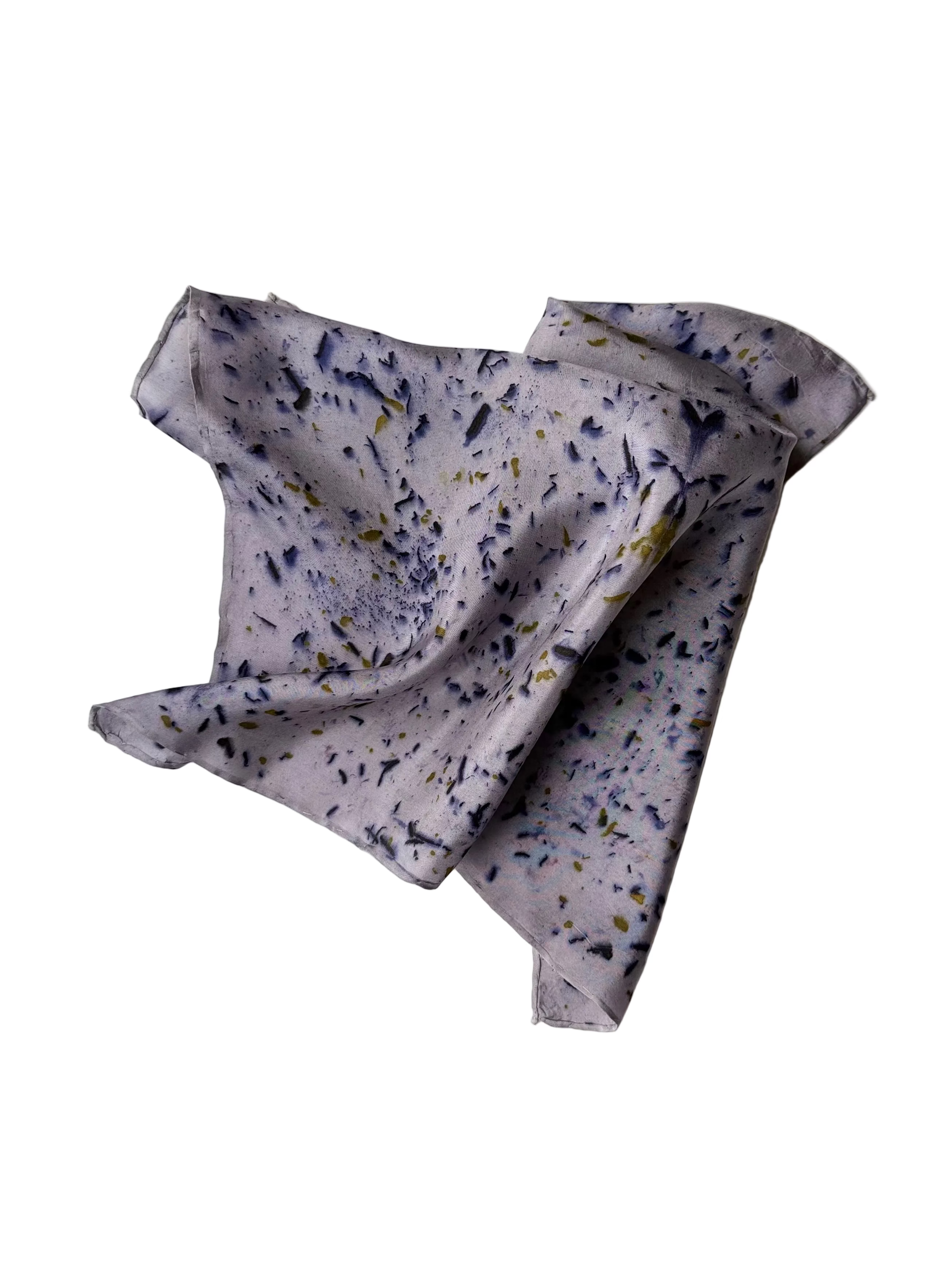 tormenta #1 _ pañuelo de seda con estampación botánica / 45x45 cm.