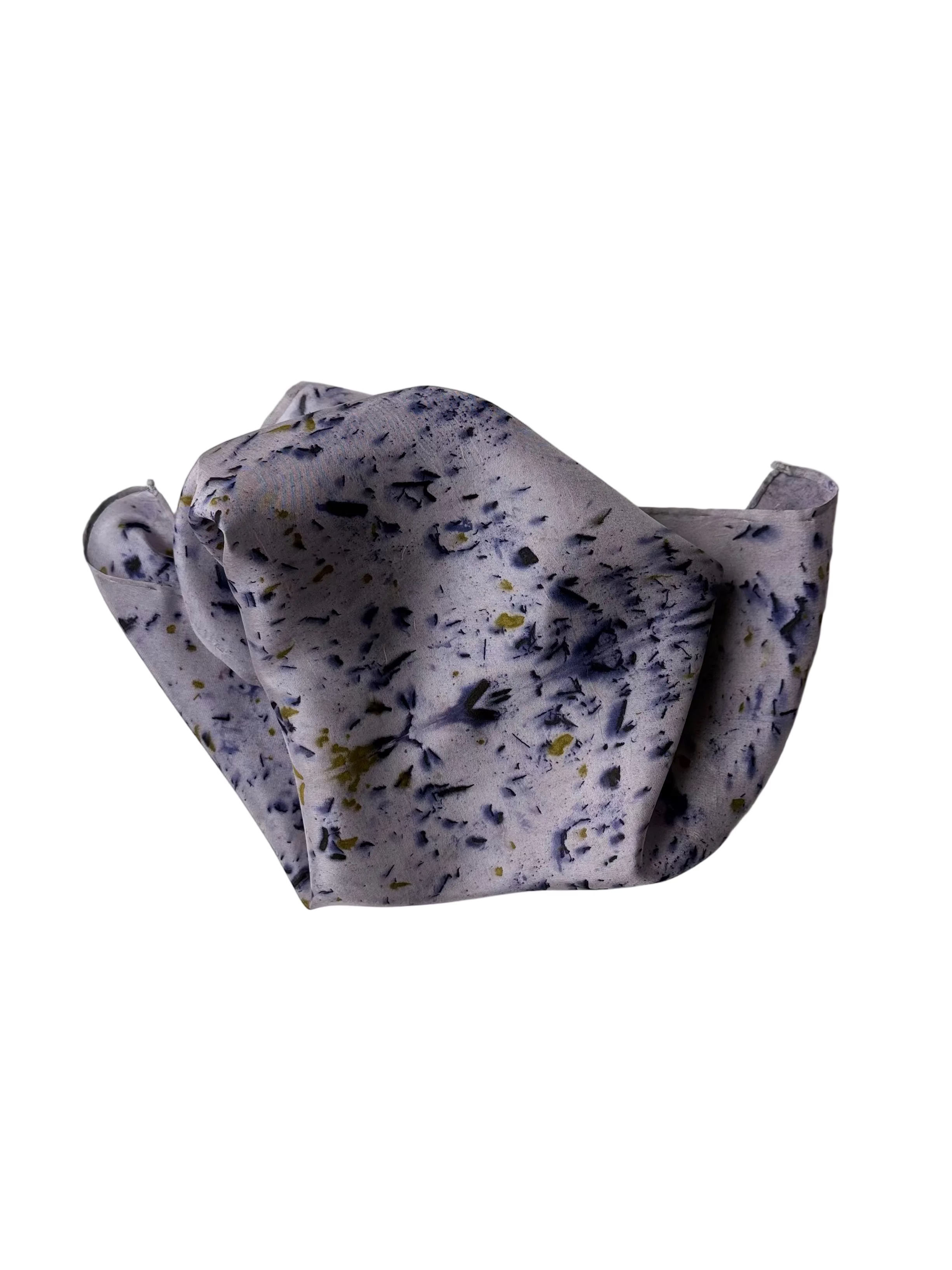 tormenta #1 _ pañuelo de seda con estampación botánica / 45x45 cm.