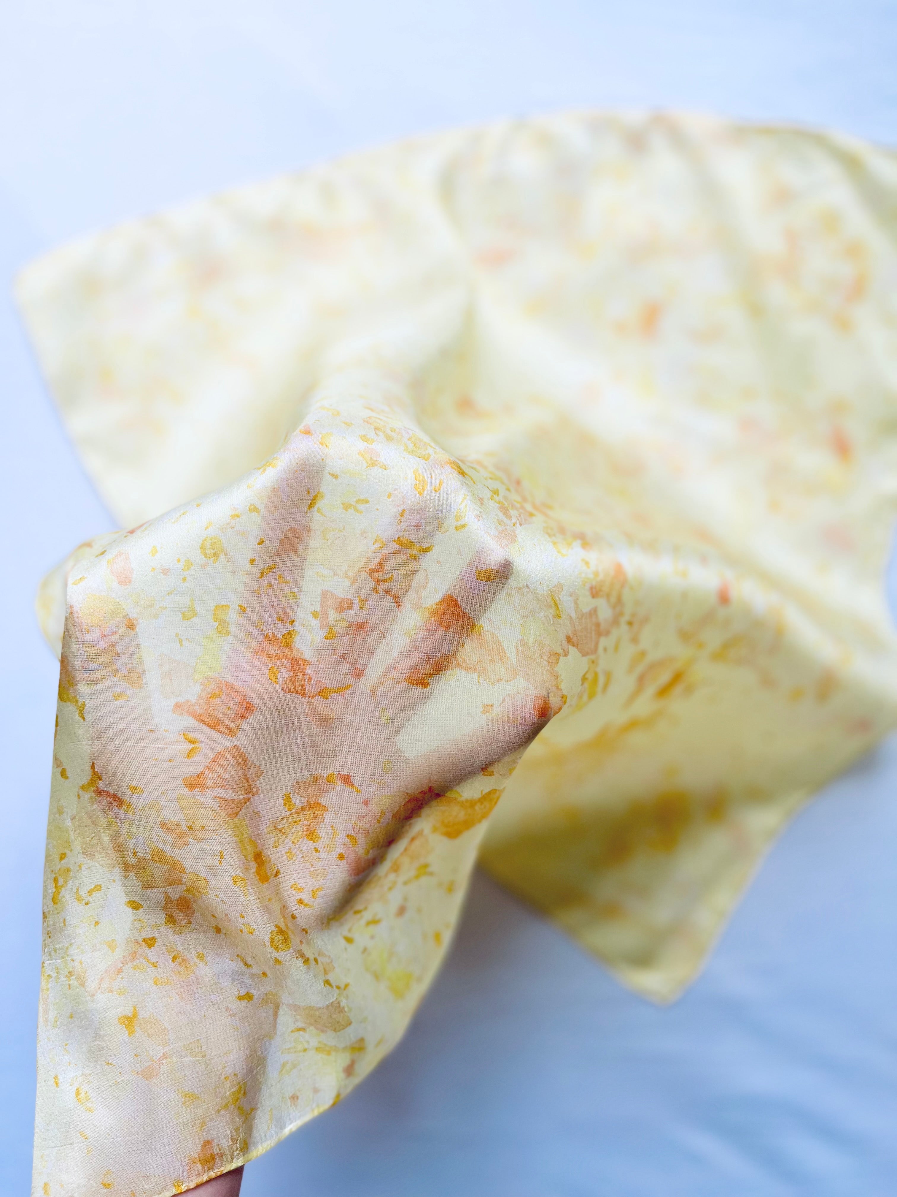 postre #1 _ pañuelo de seda con estampación botánica / 55x55 cm.