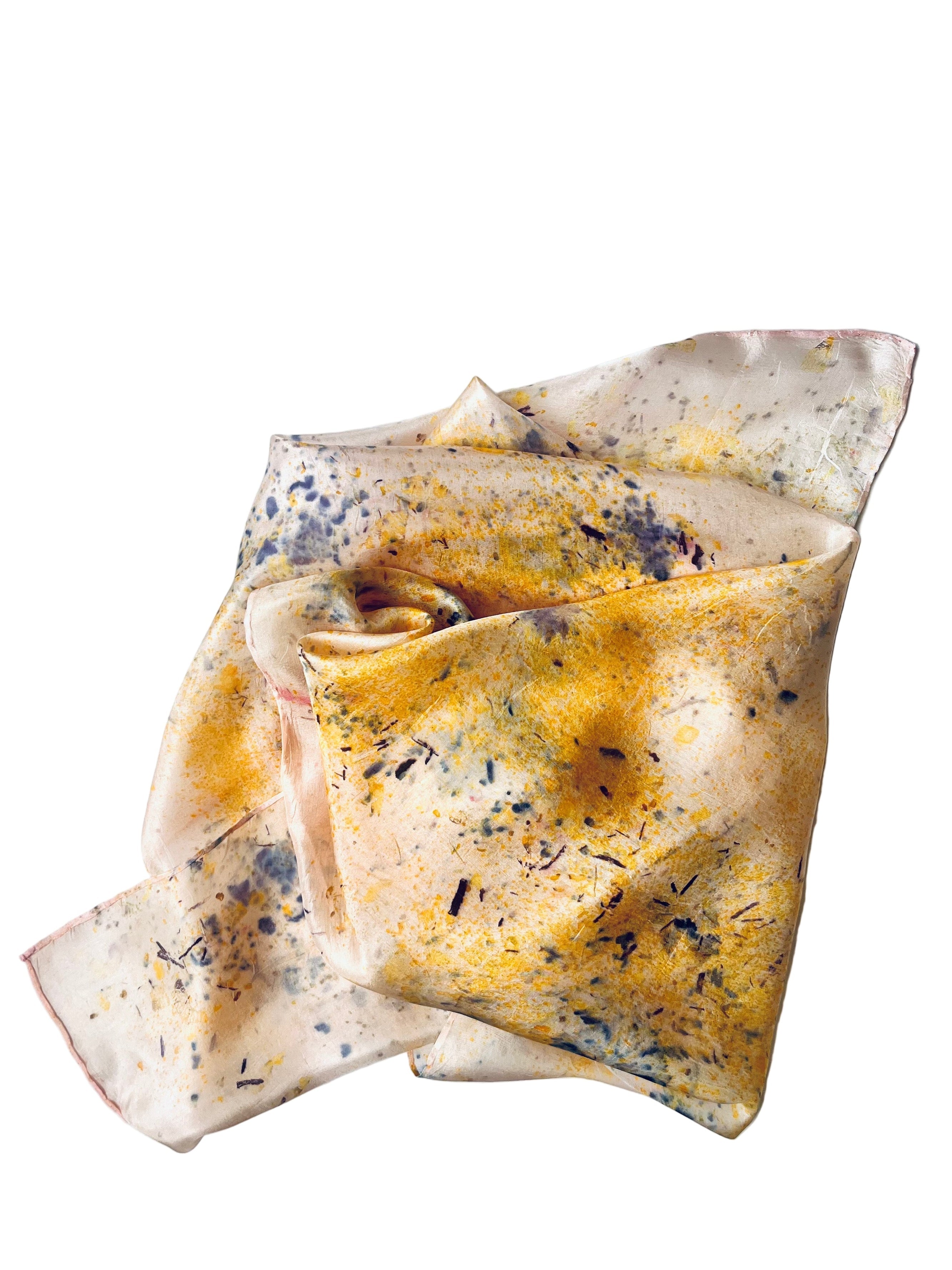 ritmo #1 _ pañuelo de seda con estampación botánica / 70x70 cm.