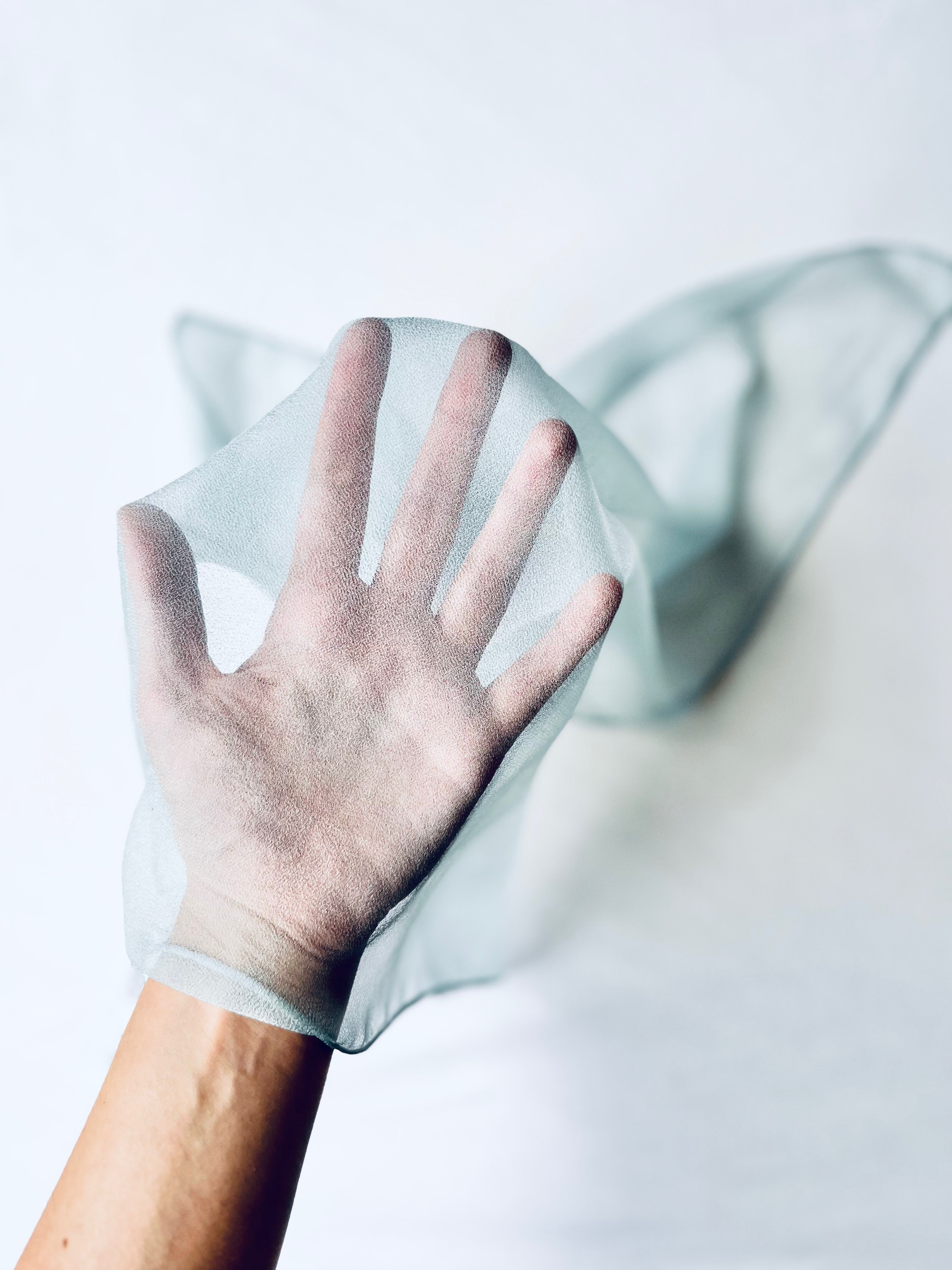 cuento #2 _ pañuelo de seda con tinte natural / 50x50 cm.